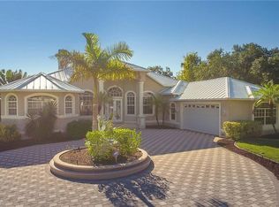 730 Overriver Dr, North Fort Myers, FL 33903