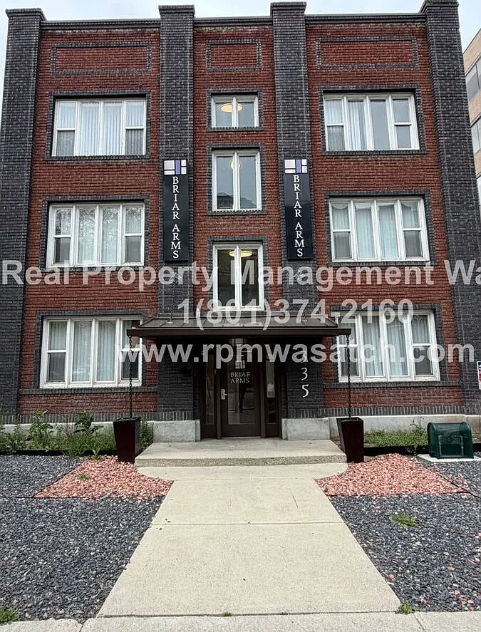 One Bedroom Newly Renovated Apartment in the heart of downtown Salt Lake City — Photo 1