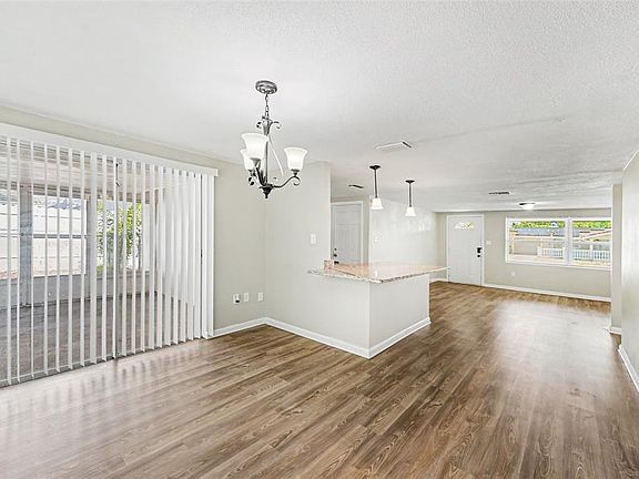 4th image of 7808 Bracken Dr