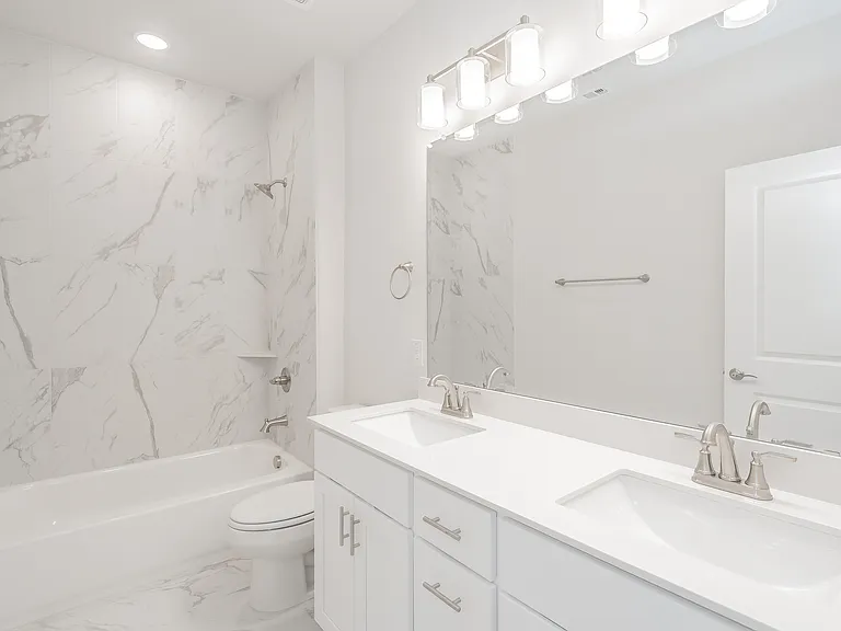 9709 Thorncrown Ln — Photo 17
