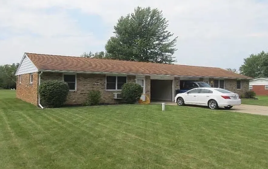 2 bed, 1000 sqft, $1,100 — Photo 4