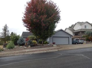 347 N De Anjou Ave, Eagle Point, OR 97524