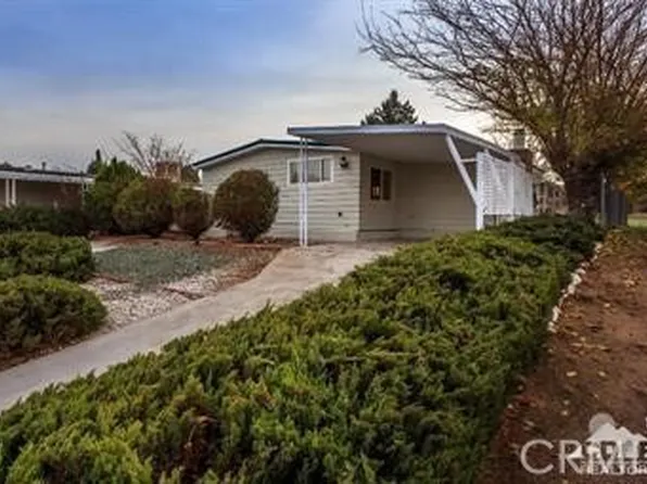 16247 Pebble Beach Dr, Victorville, CA 92395