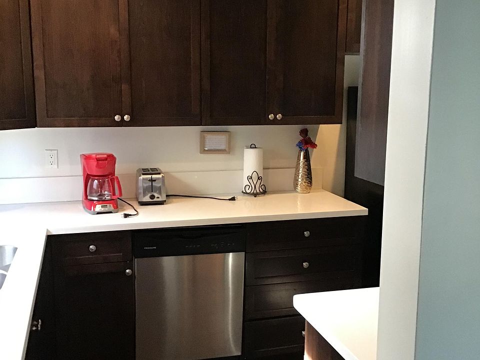 1st image of 925 N Curson Ave APT 5