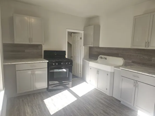 1024 Pearl St #U, Racine, WI 53403