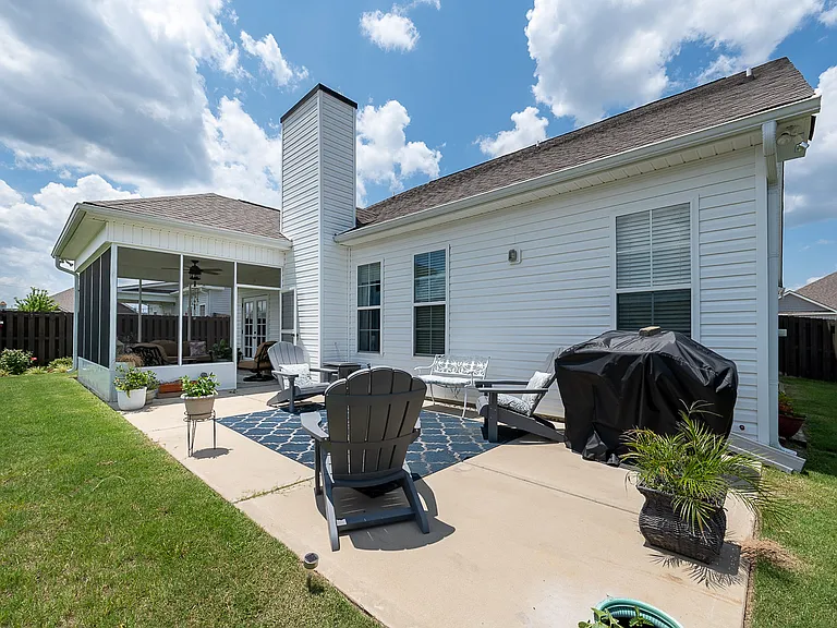 3198 Greymoor Cir — Photo 33
