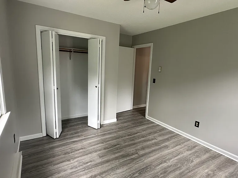 17 Ashaway Rd #B — Photo 8