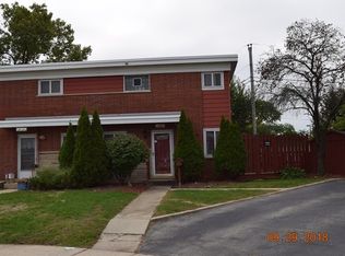 8520 Hamilton Dr, Skokie, IL 60077