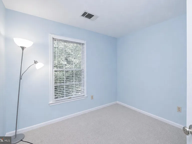 3940 Kathryn Jean Ct — Photo 30