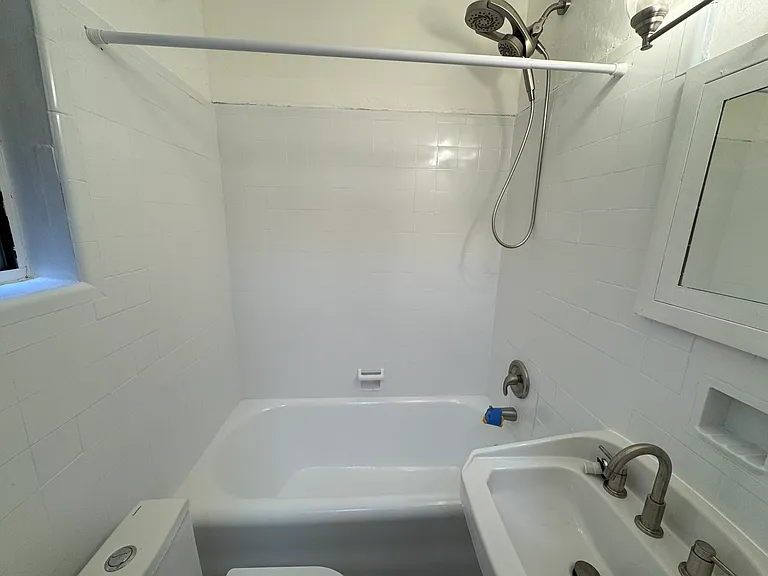 948 Court St #503 — Photo 14