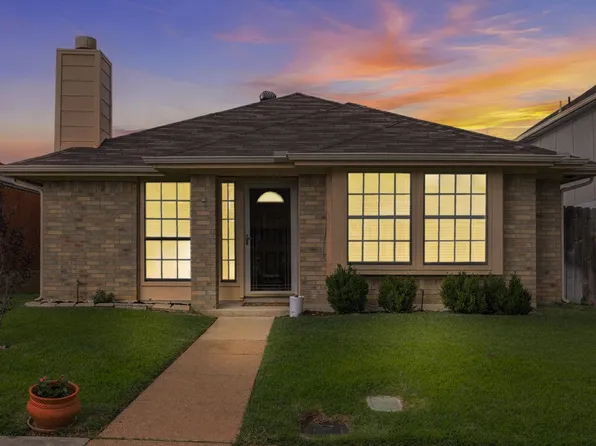 1809 Water Oak Dr, Lewisville, TX 75067