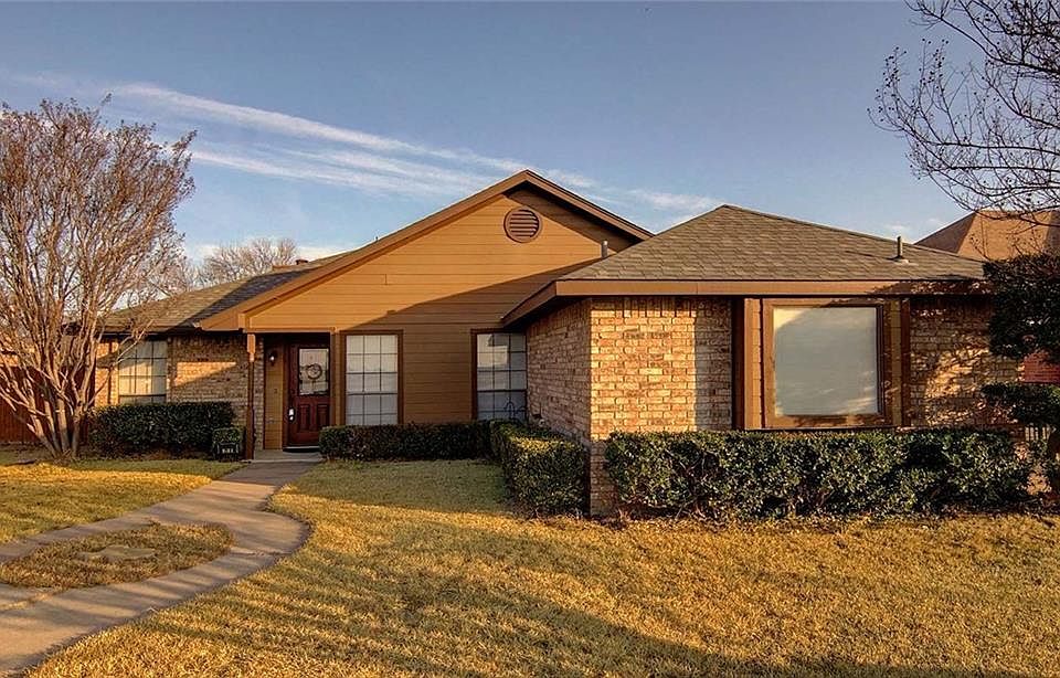 1st image of 218 Nunez Dr