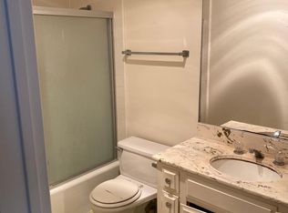 1445 W 9th St, San Pedro, CA 90732