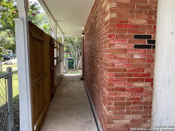 2nd image of 7906 Sugarfoot Dr