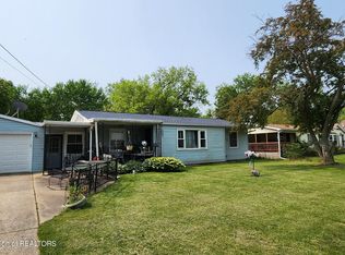 1613 W Jolly Rd, Lansing, MI 48910