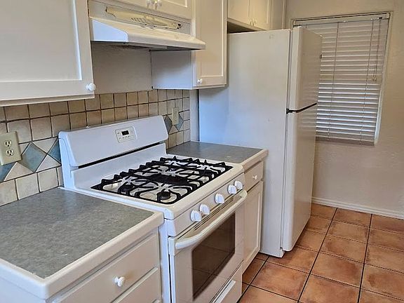 4th image of 4503 Patria Dr