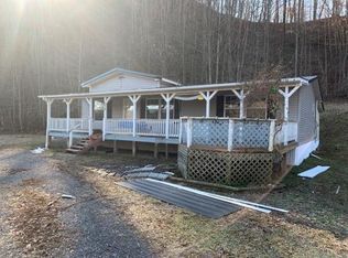 578 Harbell Hts, Pineville, KY 40977