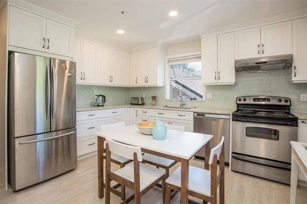 2 bed, 1181 sqft, $4,000 — Photo 4