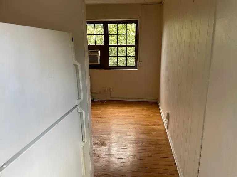 5424 Fifth Ave — Photo 113