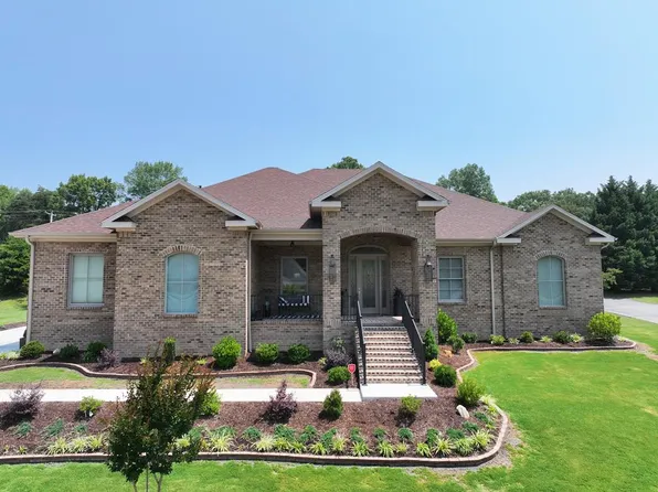 225 Stonegate Way, Danville, VA 24541