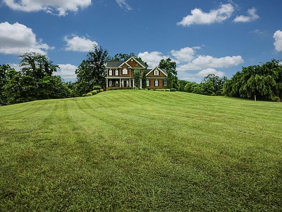 2nd image of 1515 Strawberry Mountain Dr