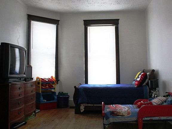 3rd image of 20 Millville Ave