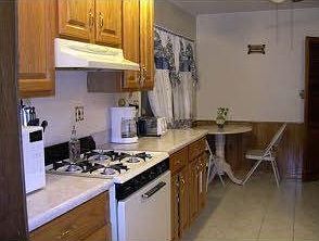2nd image of 8 Haines Ave
