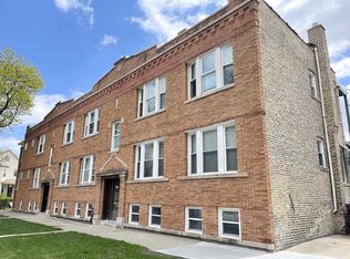 3907 W Cornelia Ave #2, Chicago, IL 60618