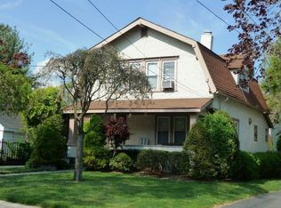 28 Howard Ave, White Plains, NY 10606