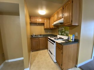 619 Locust St #2, Fall River, MA 02720