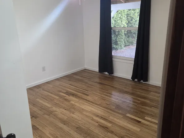 1025 SE 212th Ave, Gresham, OR 97030