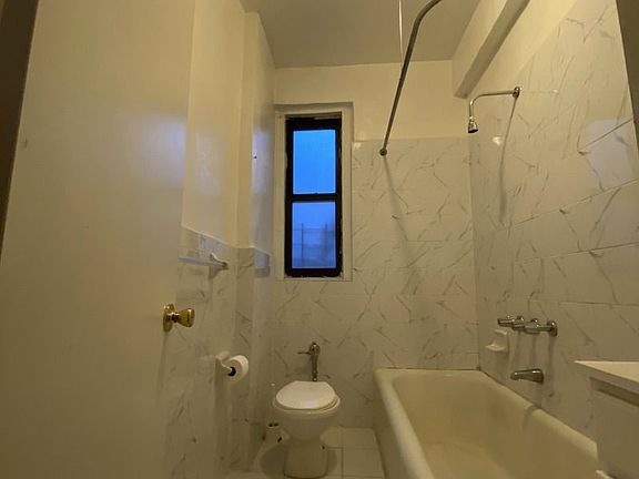4th image of 78 Hawthorne St #T2
