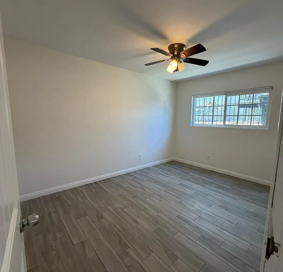 4253 1/2 Altadena Ave. - 1 — Photo 3