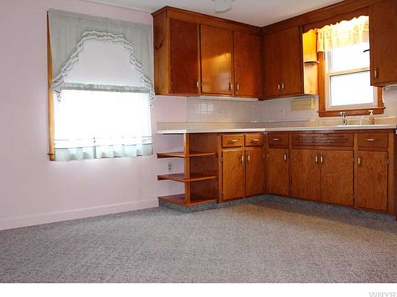 2nd image of 4273 Bailey Ave