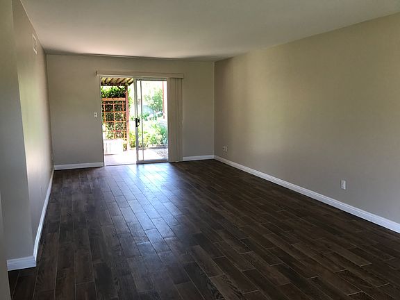 3rd image of 1535 La Fiesta Dr