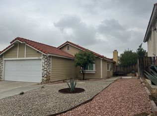 7126 Devon Ave, Highland, CA 92346