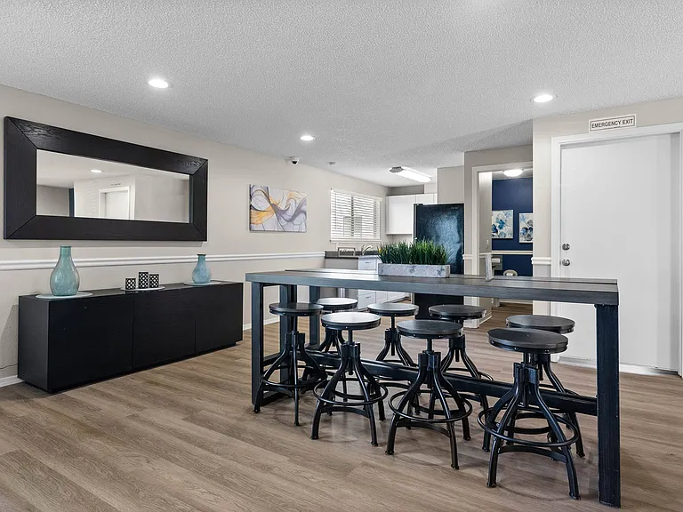 The Verandas Apartment Homes — Photo 15