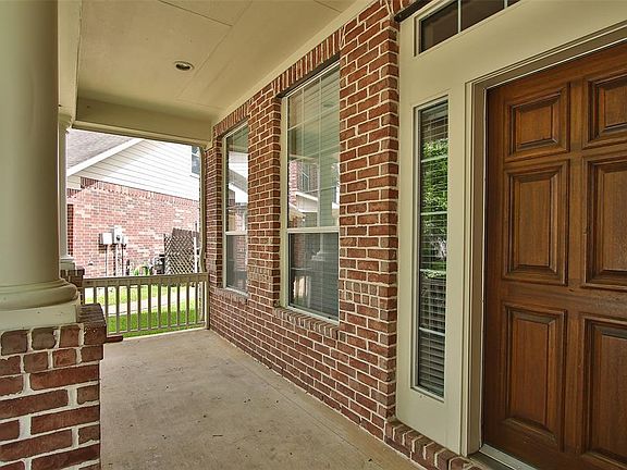 2nd image of 18722 Oxenberg Manor Ln