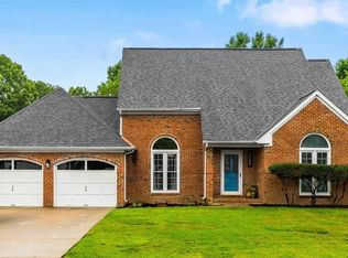 1404 Whites Mill Rd, High Point, NC 27265