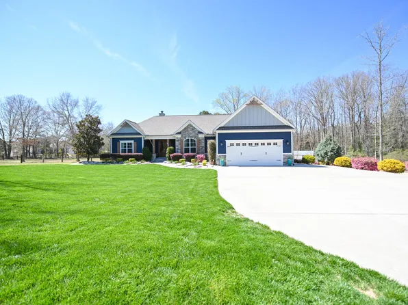 664 Old Fairground Rd, Willow Spring, NC 27592
