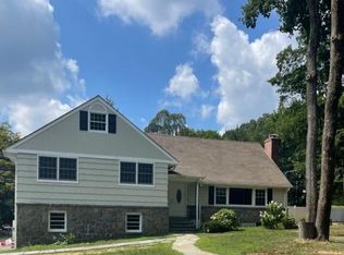 2 Oxford Rd, Scarsdale, NY 10583