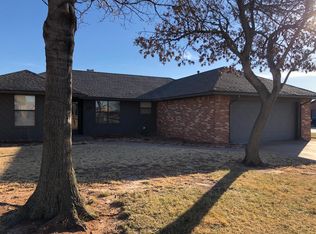 621 Rueter Ln, Okarche, OK 73762
