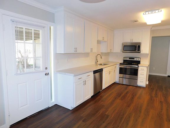 2nd image of 311 Brandywyne Dr