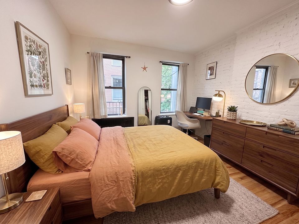 2nd image of 238 W 20th St APT 5C