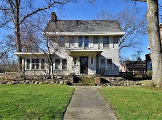 3030 Huntington Rd, Shaker Heights, OH 44120