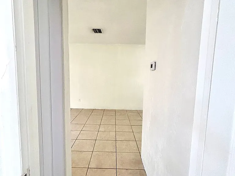 1221 Kennedy Rd #48 — Photo 9