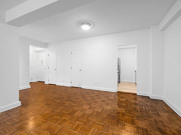5th image of 136 E 55th St APT 11D