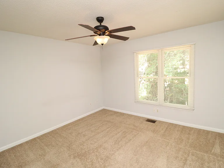 102 Union Jack Ln — Photo 19