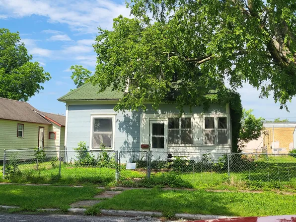 406 A St SE, Miami, OK 74354