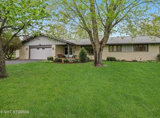 32401 N Oak Ave, Grayslake, IL 60030